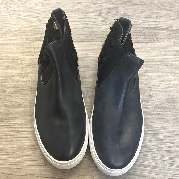 Tory Burch Shoes - Tory Burch Sneakers - 9.5